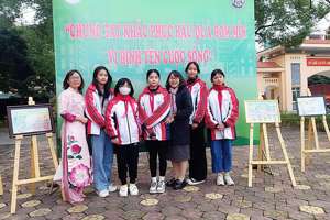 Học sinh trường THCS xã Tân Thanh nhận giải thưởng cuộc thi: “Đại sứ học đường trong khắc phục hậu quả bom mìn, vật liệu nổ do chiến tranh để lại”