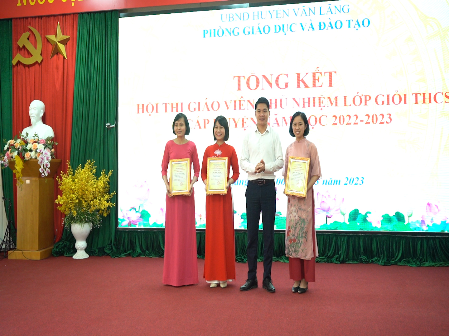 HUYỆN VĂN LÃNG: TỔNG KẾT HỘI THI GIÁO VIÊN CHỦ NHIỆM LỚP GIỎI THCS CẤP HUYỆN NĂM HỌC 2022-2023.
