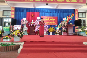 Sáng ngày 19/11/2022, trường THCS xã Tân Thanh long trọng tổ chức lễ kỉ niệm 40 năm ngày Nhà giáo Việt Nam